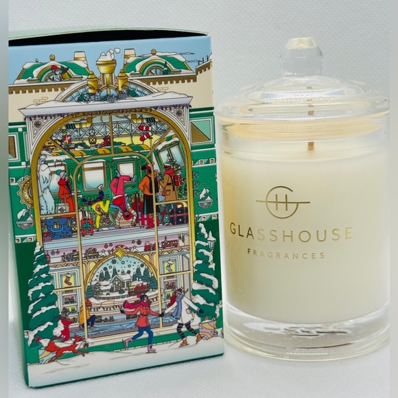 GLASSHOUSE-Winter Wonderland Candle - 2.1 OZ - Picture 4 of 5
